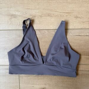 Everlane Women's Bra in Slate Gray